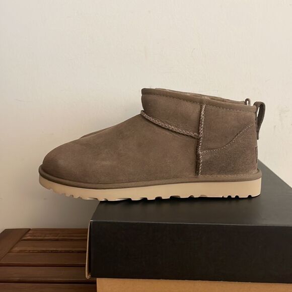 UGG Classic Ultra Mini Booties Hickory Men Size 8 Women Size 9 - Picture 8 of 12